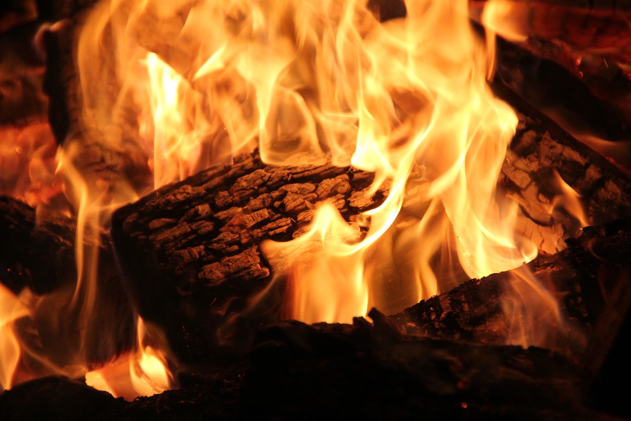Expert Fireplace Cleaning in Los Angeles, CA Professional Fireplace Cleaning Services In Los Angeles California